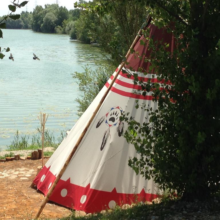 Zagreb Camp Bungalows Rakitje Ngoại thất bức ảnh