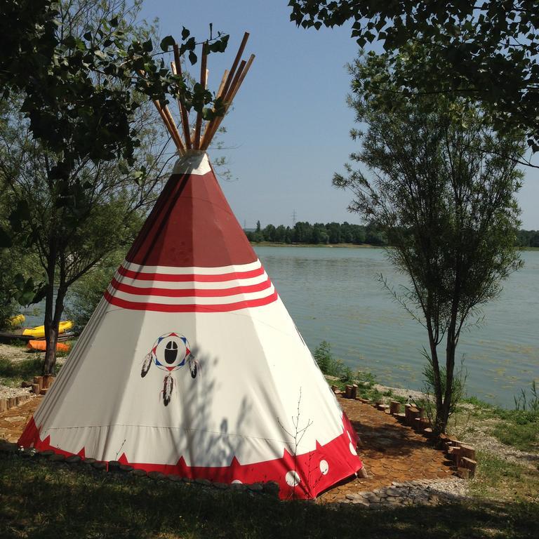 Zagreb Camp Bungalows Rakitje Ngoại thất bức ảnh