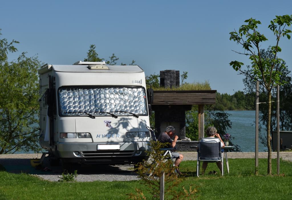 Zagreb Camp Bungalows Rakitje Ngoại thất bức ảnh